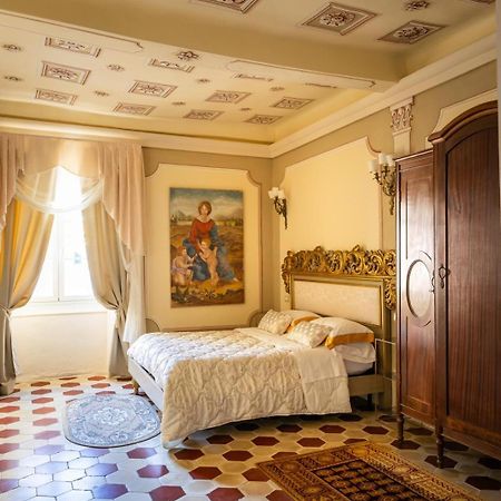 Palazzo Lari Sarzana 호텔 외부 사진