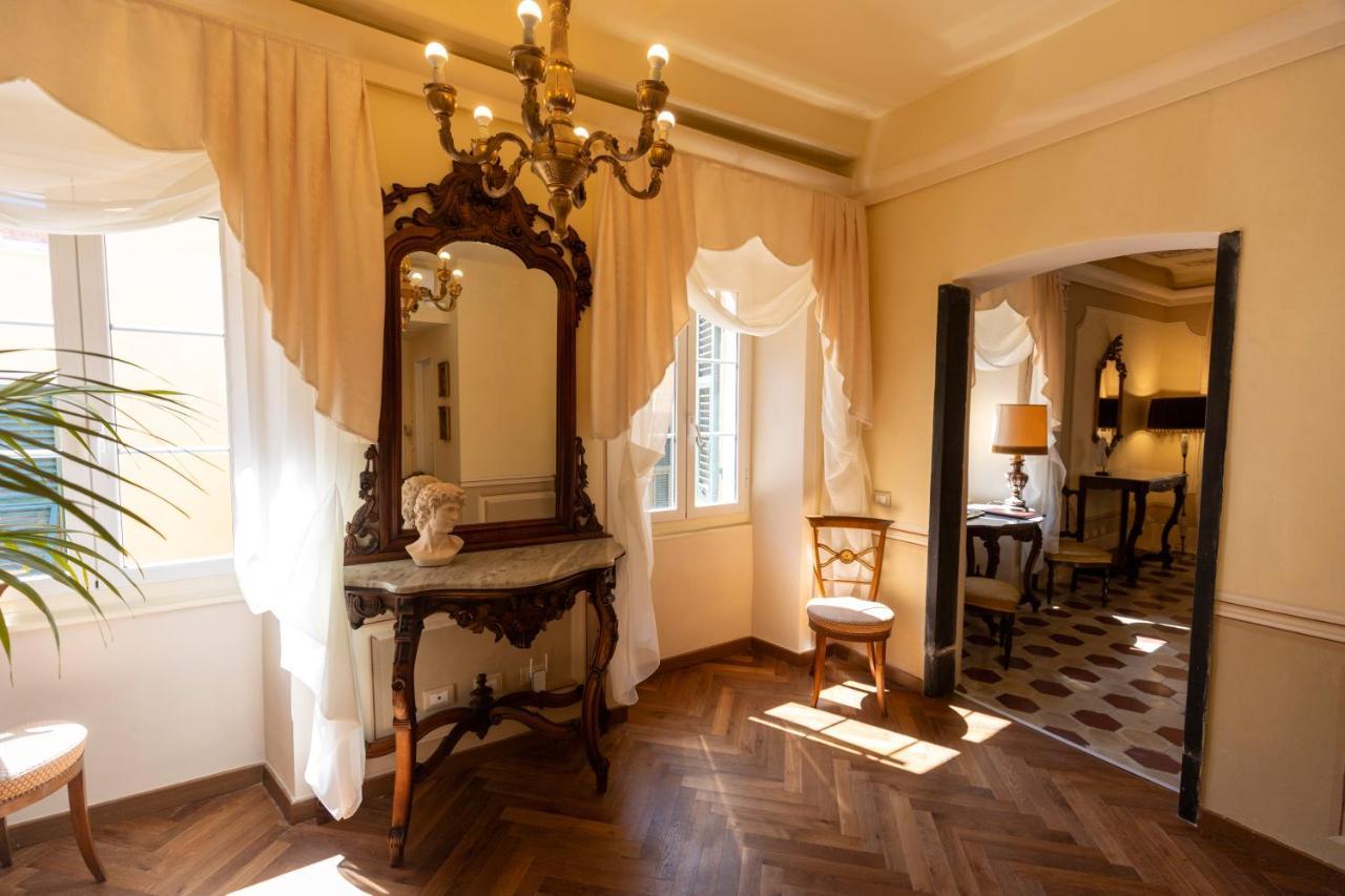 Palazzo Lari Sarzana 호텔 외부 사진