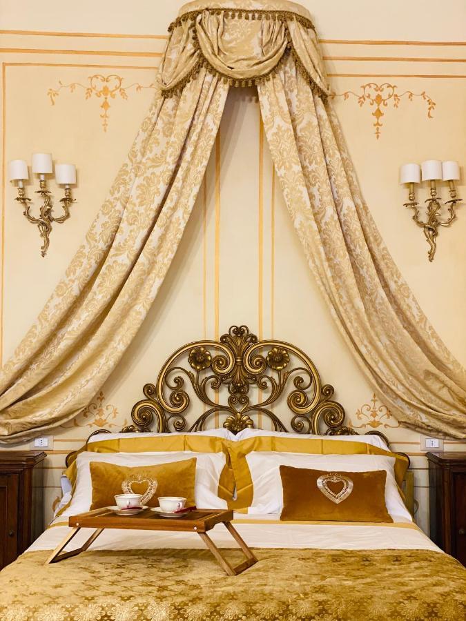 Palazzo Lari Sarzana 호텔 외부 사진