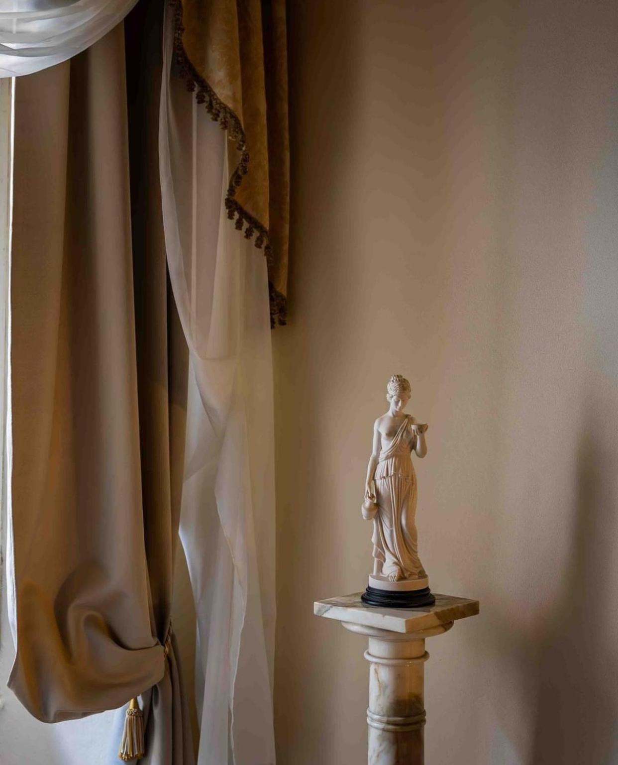 Palazzo Lari Sarzana 호텔 외부 사진